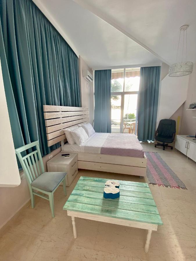 Saranda Hotel Exterior photo