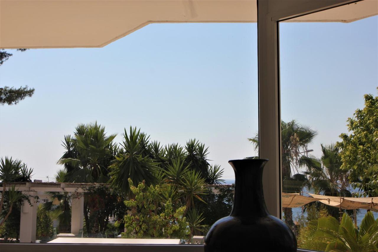 Saranda Hotel Exterior photo