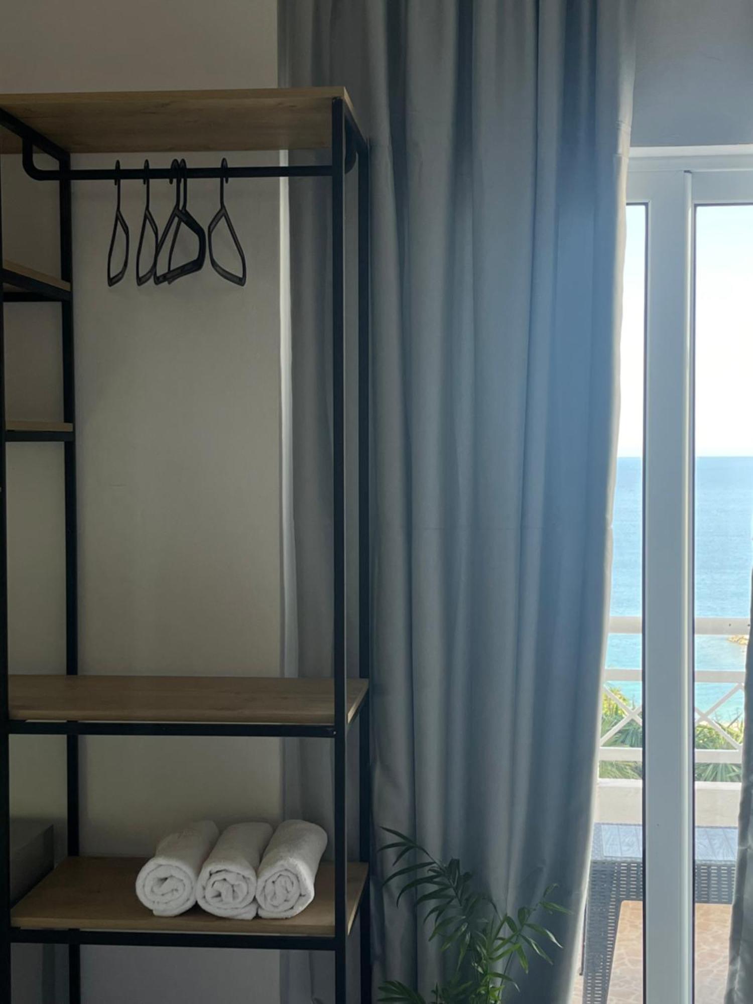 Saranda Hotel Exterior photo